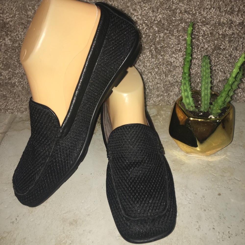 Aerosoles black mesh loafers 9M